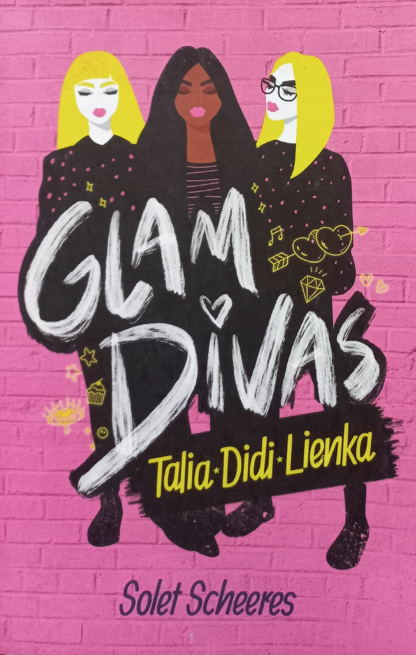 Glam Divas Omnibus: Talia.Didi.Lienka - Solet Scheeres