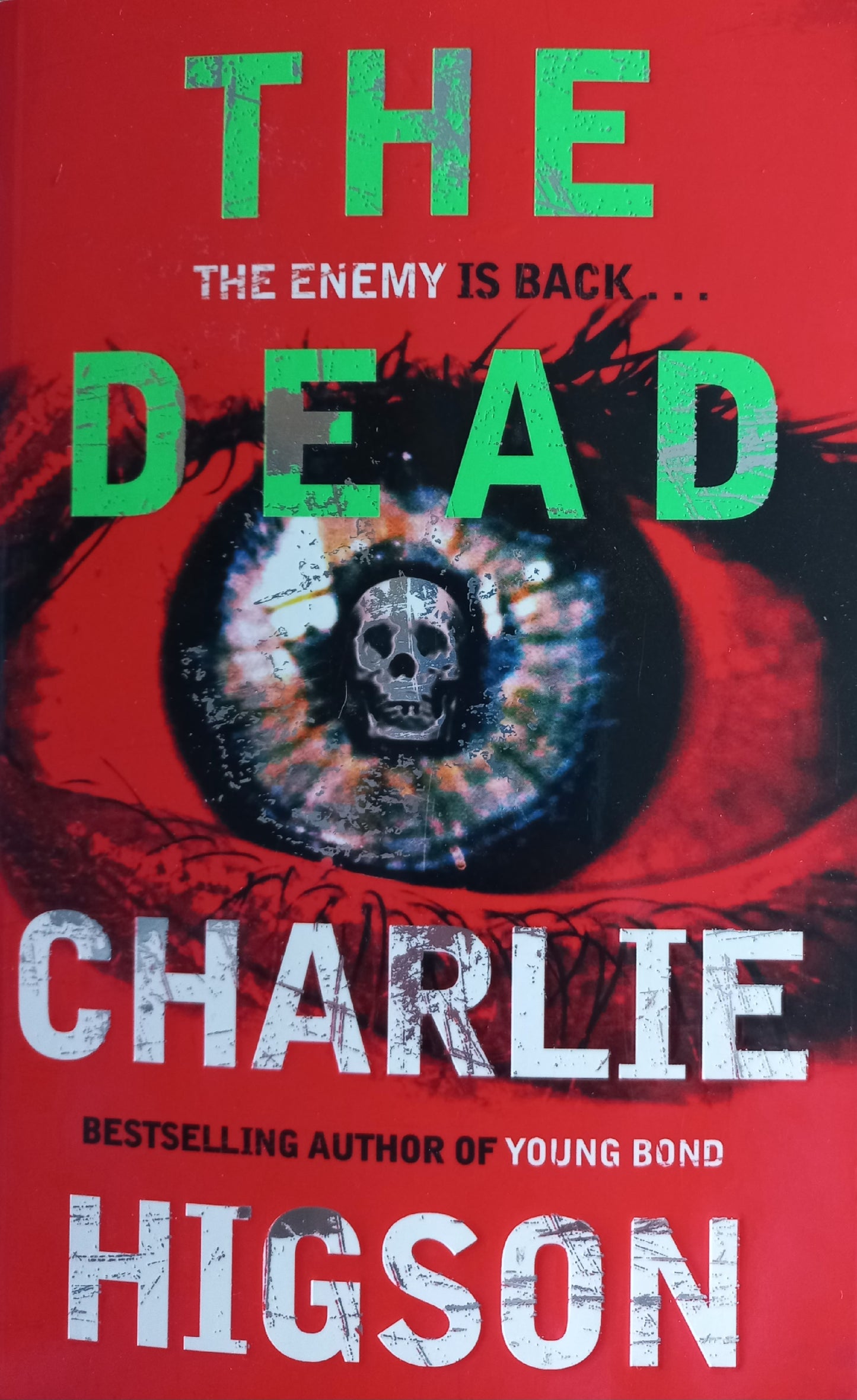 The dead - Charlie Higson (The enemy #2)