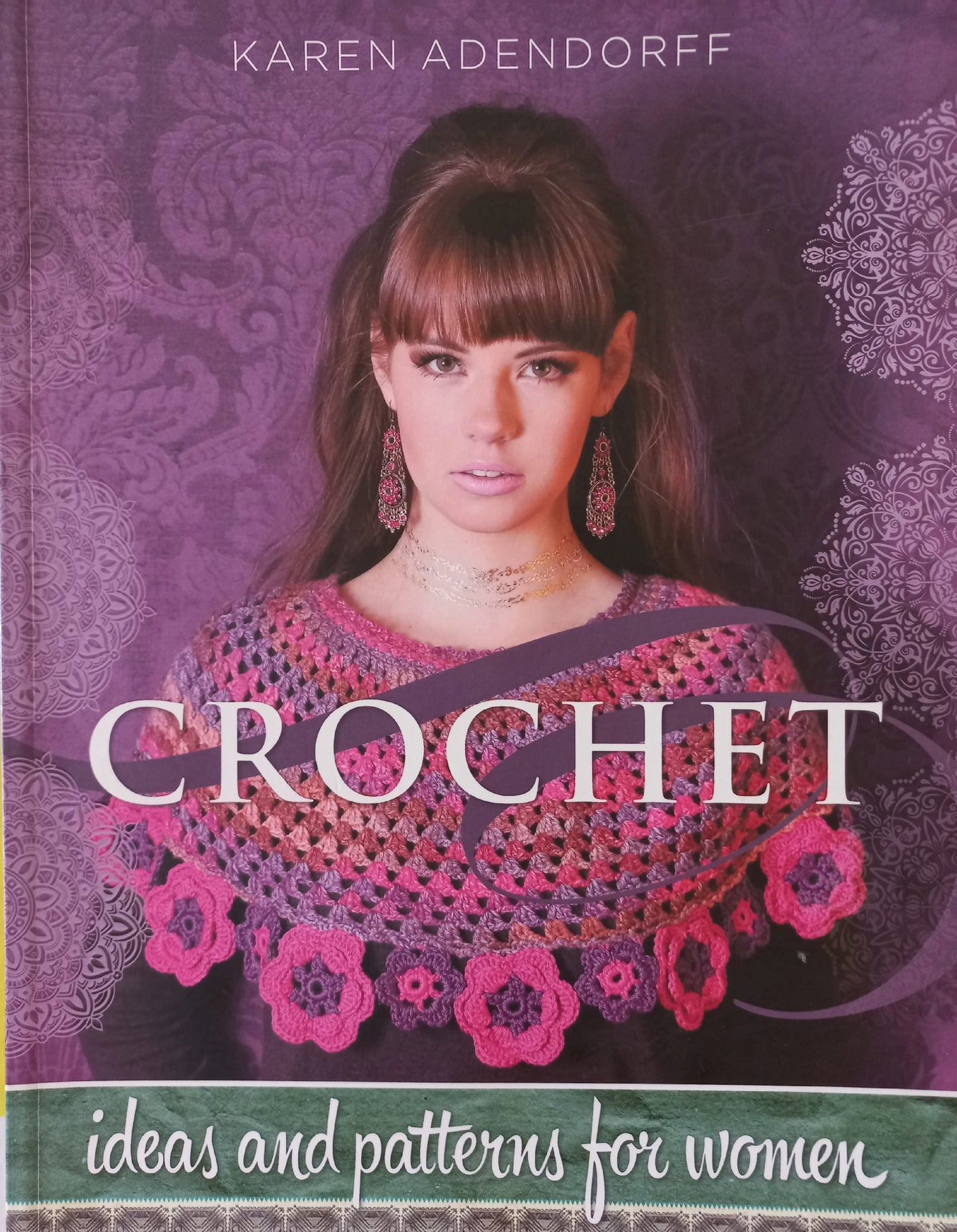 Crochet: ideas and patterns for women - Karen Adendorff