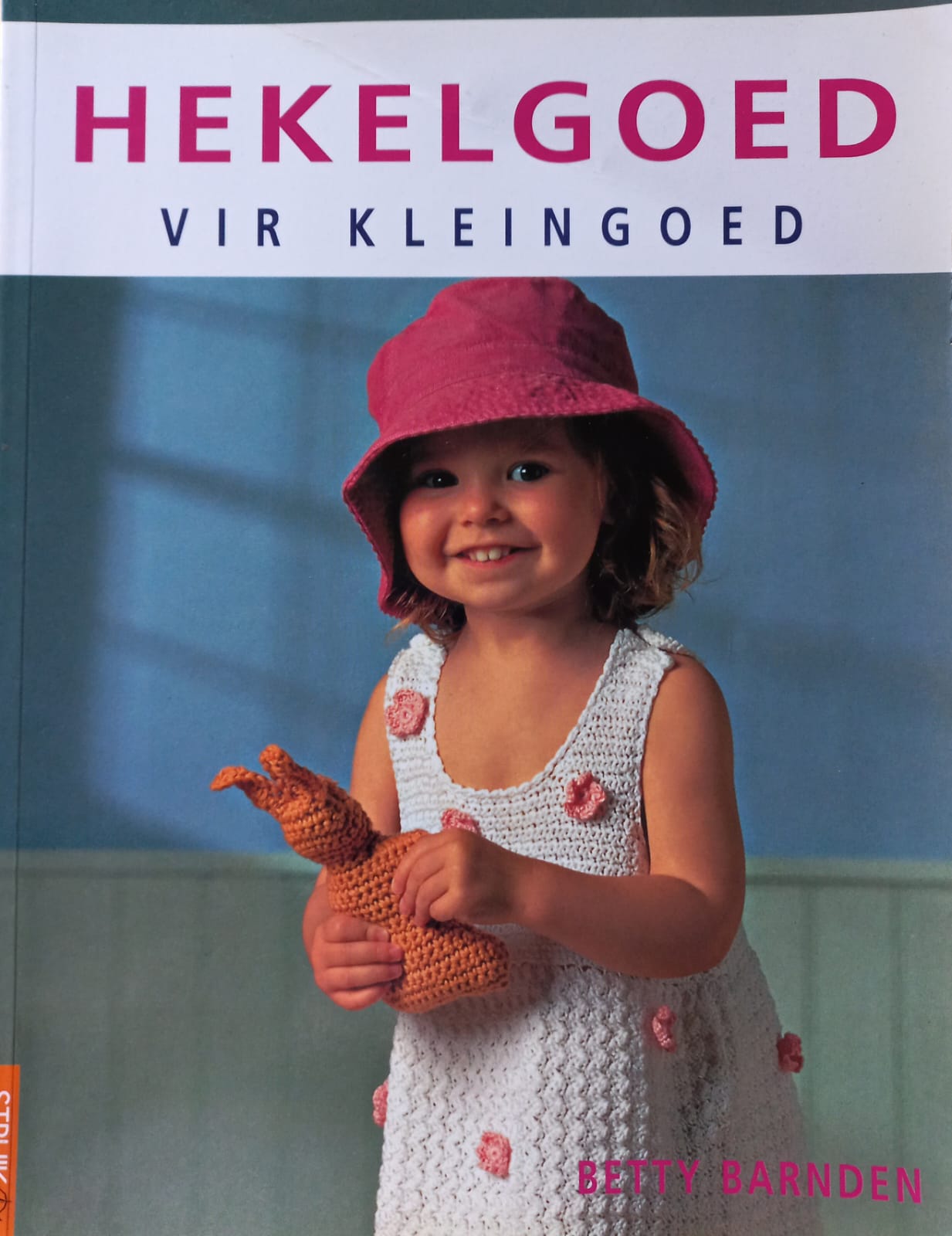 Hekelgoed vir kleingoed - Betty Barnden