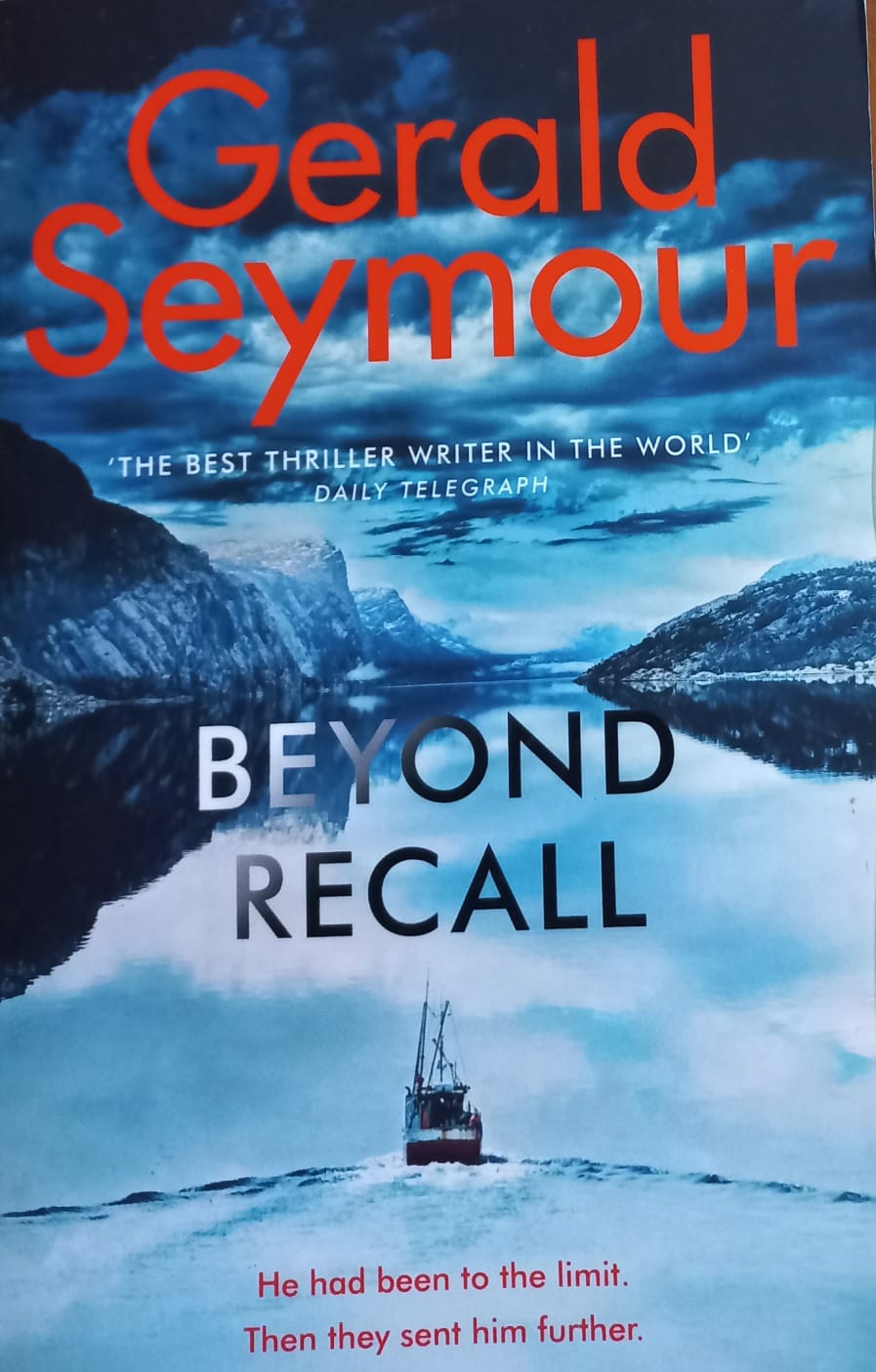 Beyond Recall - Gerald Seymour