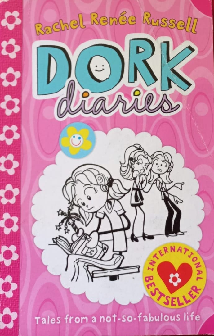 Dork Diaries - Rachel Renee Russell (Dork Diaries #1)